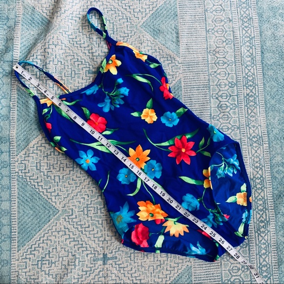 VTG vibrant one piece swimsuit - Picture 9 of 13